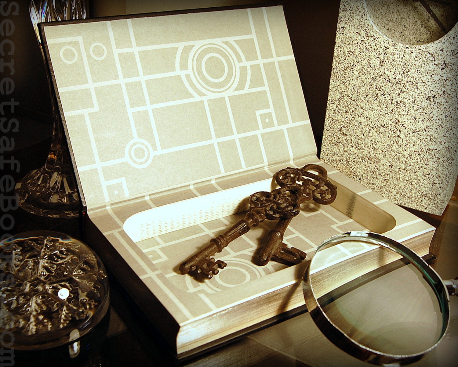 Hollow Book Safe (The D.A. Calls It Murder)