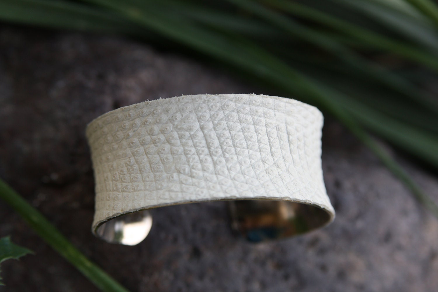 Lizard Leather Cuff Bracelet - White 1 inch Concave Cuff