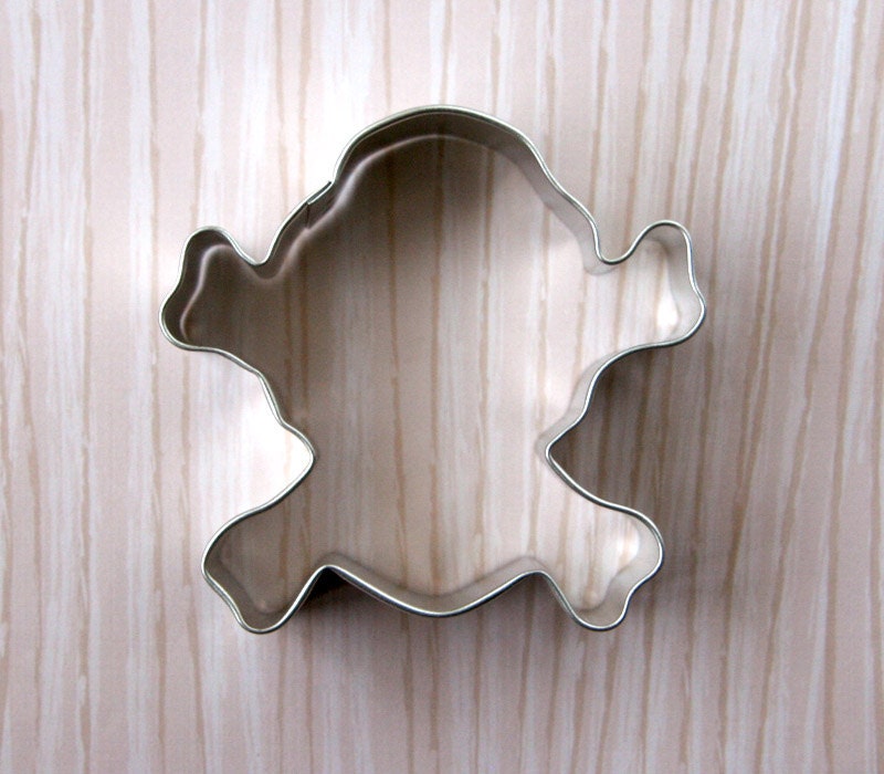Skull and Crossbones Cookie Cutter Il_570xn