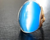 Neon Blue Ring, Glass Cats Eye, 14K Gold Fill, Bermuda Water, Bright Aqua, Any Size, Summer Jewelry, Summer Fashion, Wire Wrapped Jewelry
