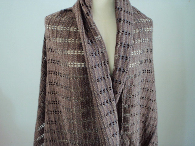 Handwoven Shawl with fringe in Brown