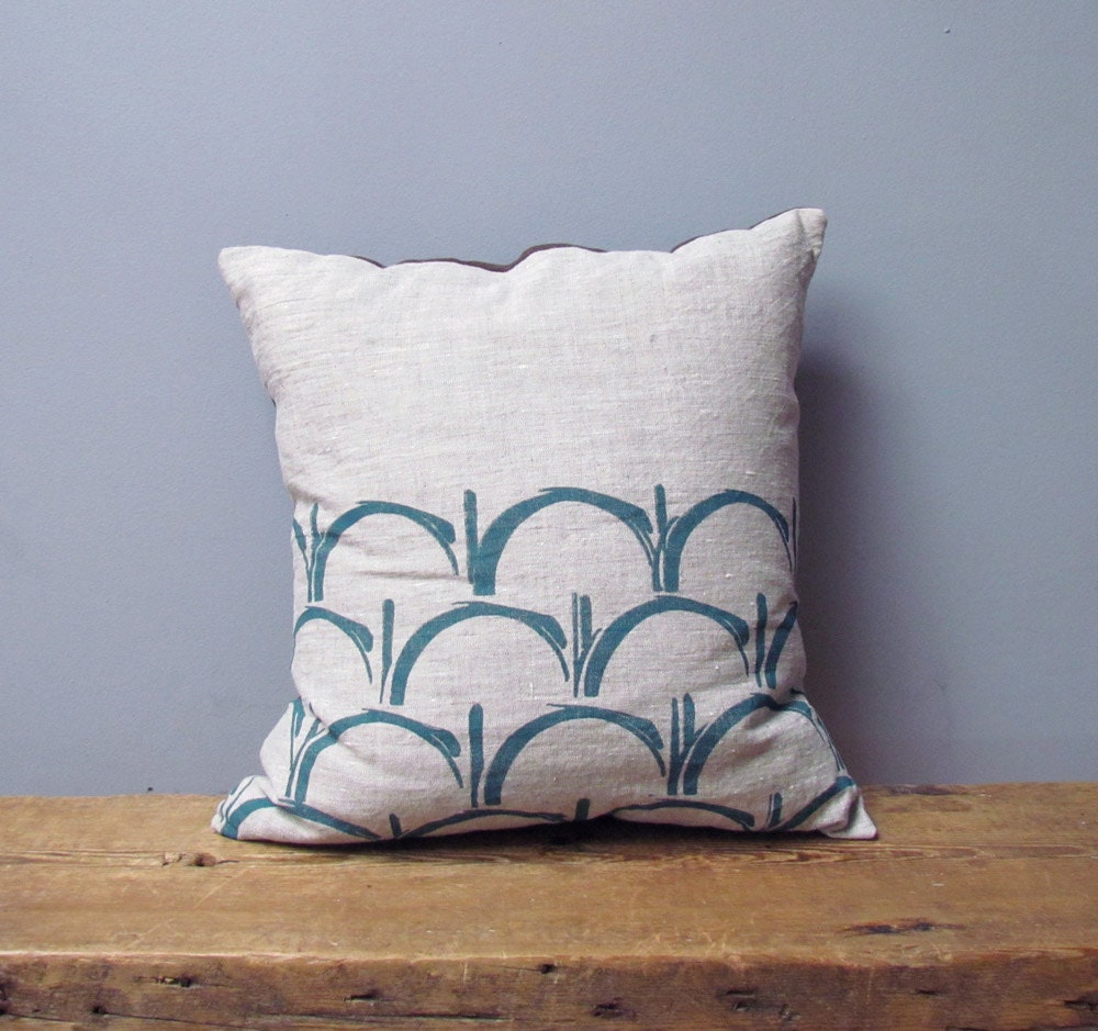 Scallops Linen Pillowcase, Printed in Topaz & Ready to Ship - KayeRachelle