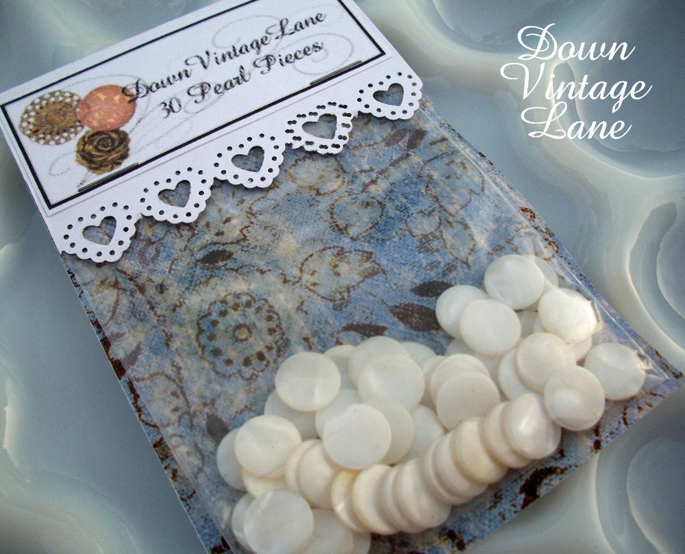 30 PEARL Pieces Vintage Button Blanks