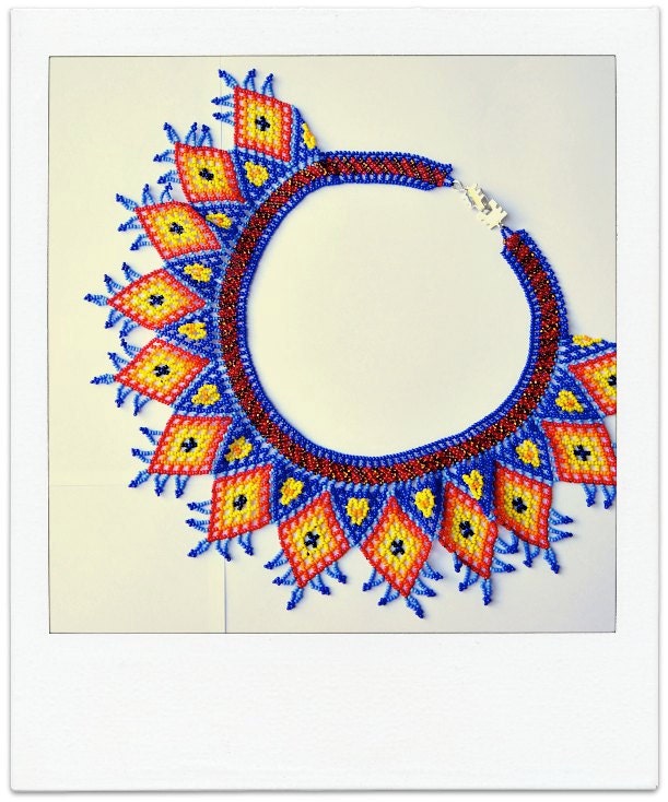 XOCHIL FUEGO Mexican Huichol Hand-Beaded Tribal Collar Necklace with Silver Clasp