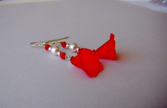 Scarlet Red flower earrings Hot summertime earrings Springtime Pearl Earrings Sterling Silver Earrings Womens Fashion Jewelry