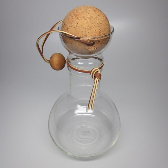 Pyrex Decanter with Cork Ball Stopper