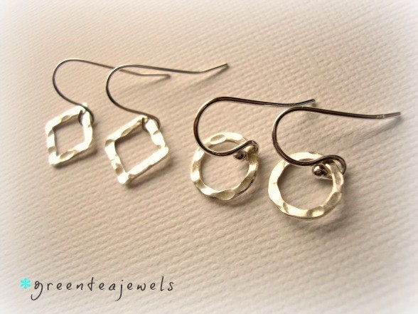 circle/diamond dangles - light and airy - sterling silver - minimal and simple earrings