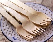 Set of 50 Disposable WOODEN FORKS with CUSTOM message kraft labels - eco-friendly & biodegradable - birthday party, weddings, baby shower