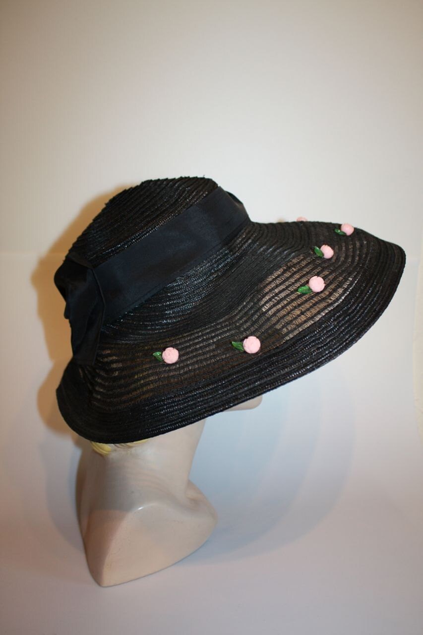 late 40s hat
