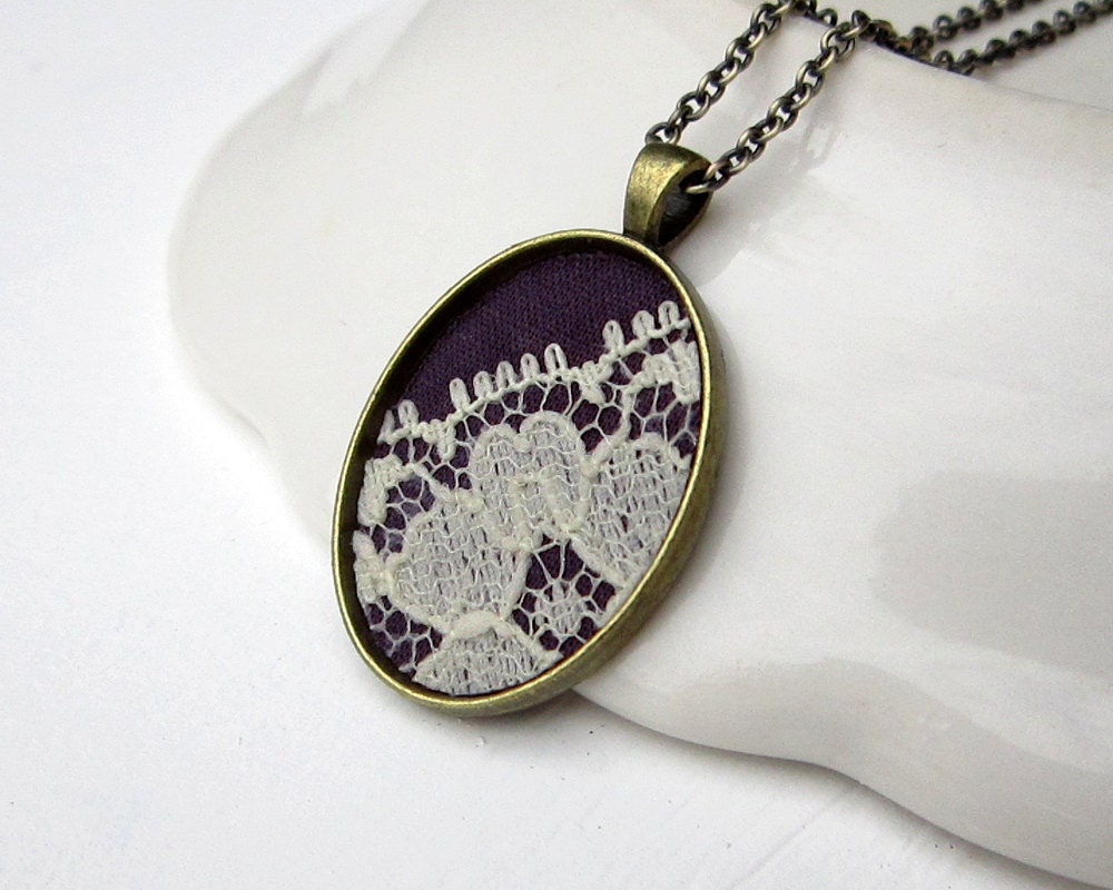 Boho Style Purple Necklace, Bohemian Jewelry, Purple Jewelry, Vintage Flower Lace Jewelry, Purple Lace Necklace Pendant