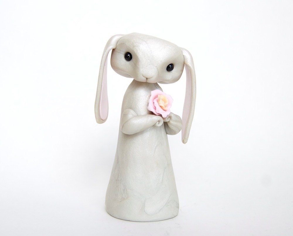 Pearly White Lop Bunny with a Rose by Bonjour Poupette