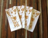 Screen Printed Organic Cotton Cloth Napkins - Eco Friendly Dinner Napkins - Giraffe Illustration - Handmade Napkins - Set of 4
