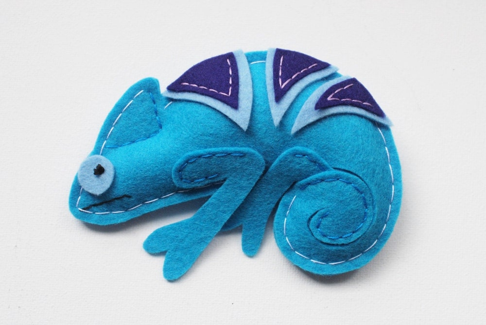 Mischievous Veiled Chameleon in Turquoise - Cute Reptile Stuffed Animal - Renewable Wool Felt Plush