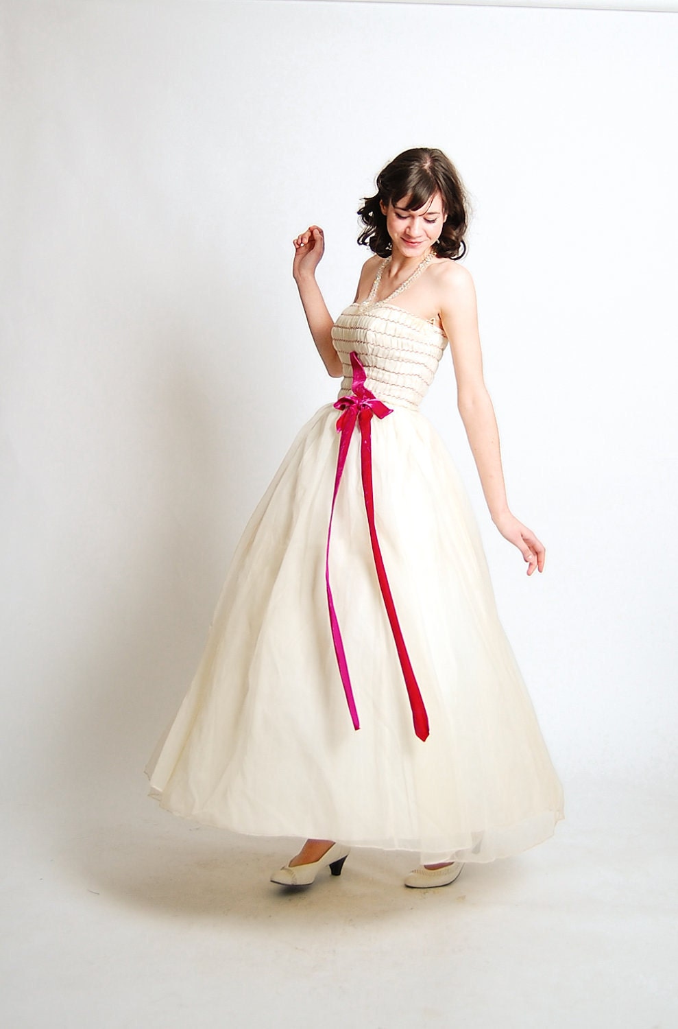 Vintage 1960s Prom Dress - 60s Wedding Dress - White and Raspberry