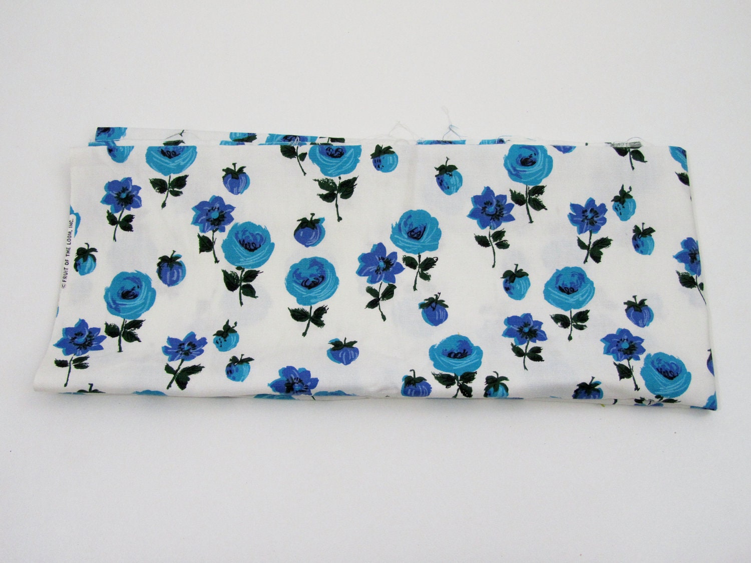 1950s Dress Fabric Vintage Floral Fabric by FRUIT of the LOOM