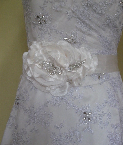 IVORY Bridal sash, ribbon belt inspired Alvina Ivory rhinestone, shabby, rustic vintage wedding accessory sash dress