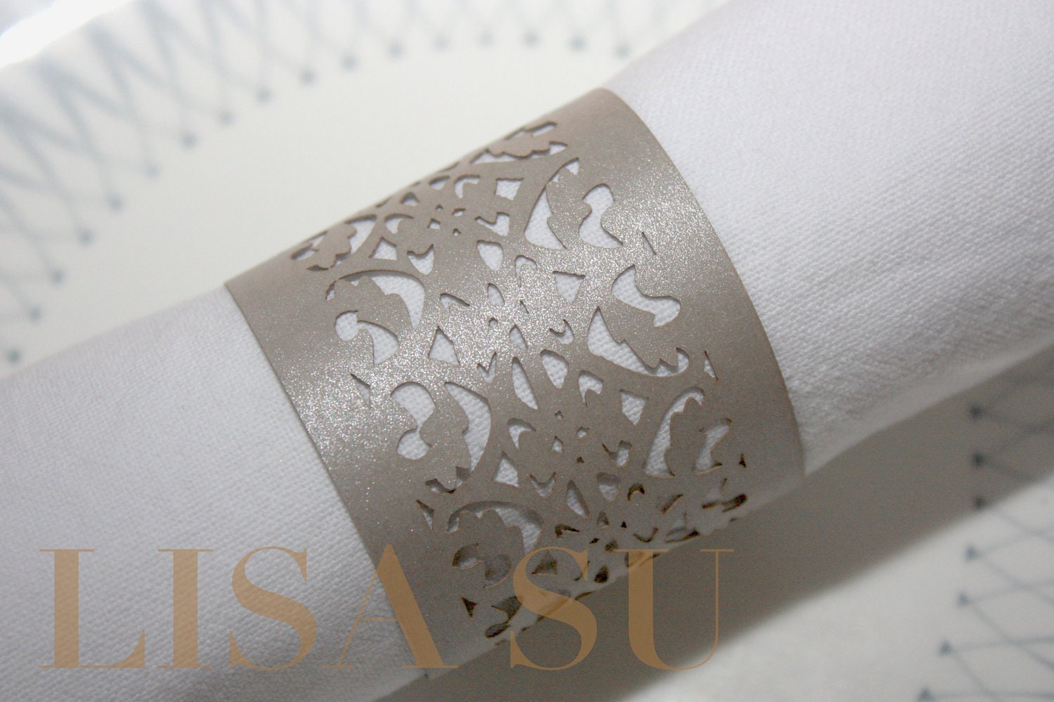 100 SILVER FILIGREE Laser Lace Paper Napkin Rings Holders for Wedding & Party