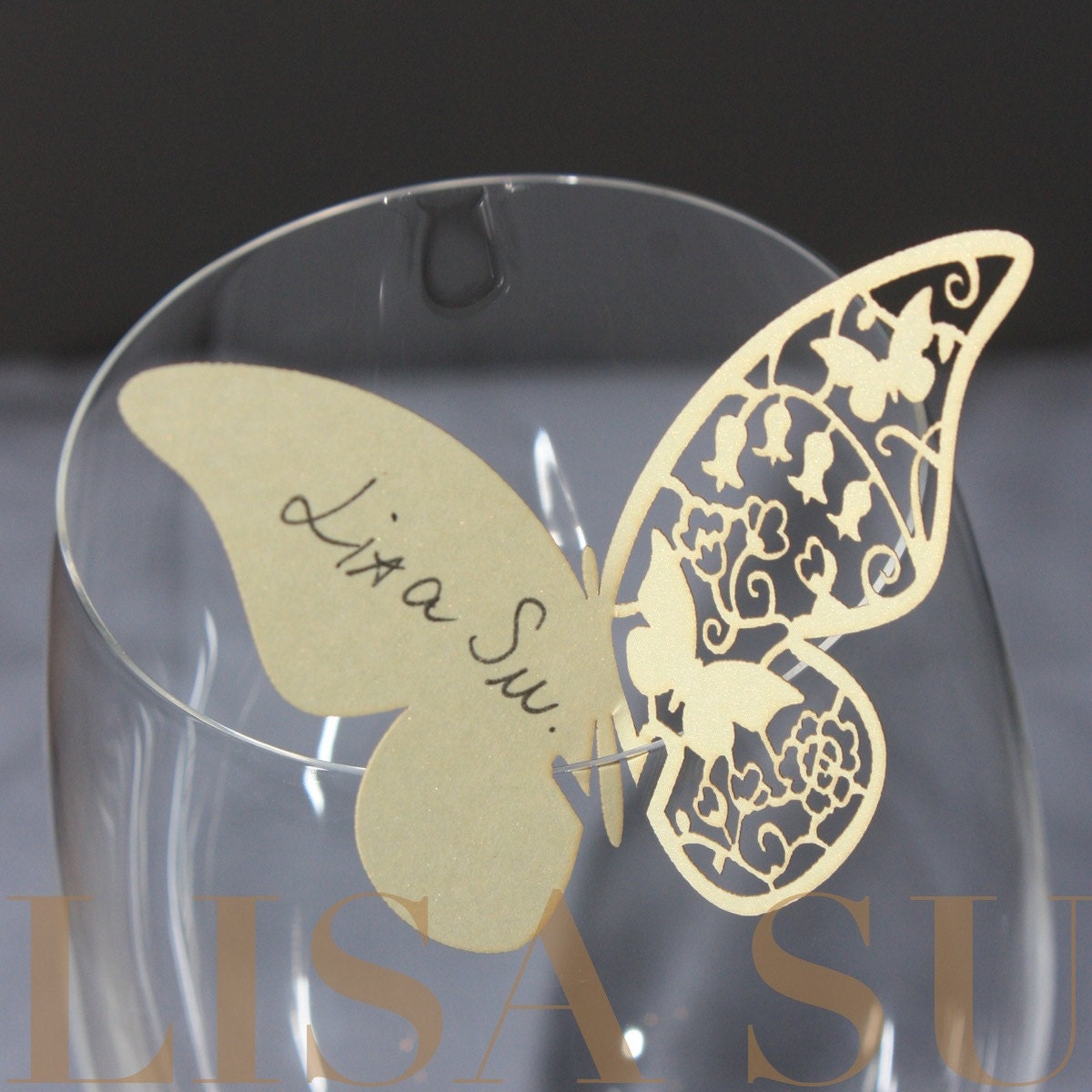 50 Butterfly Paper Place Card / Escort Card / Wine Glass Card Paper for Wedding Party
