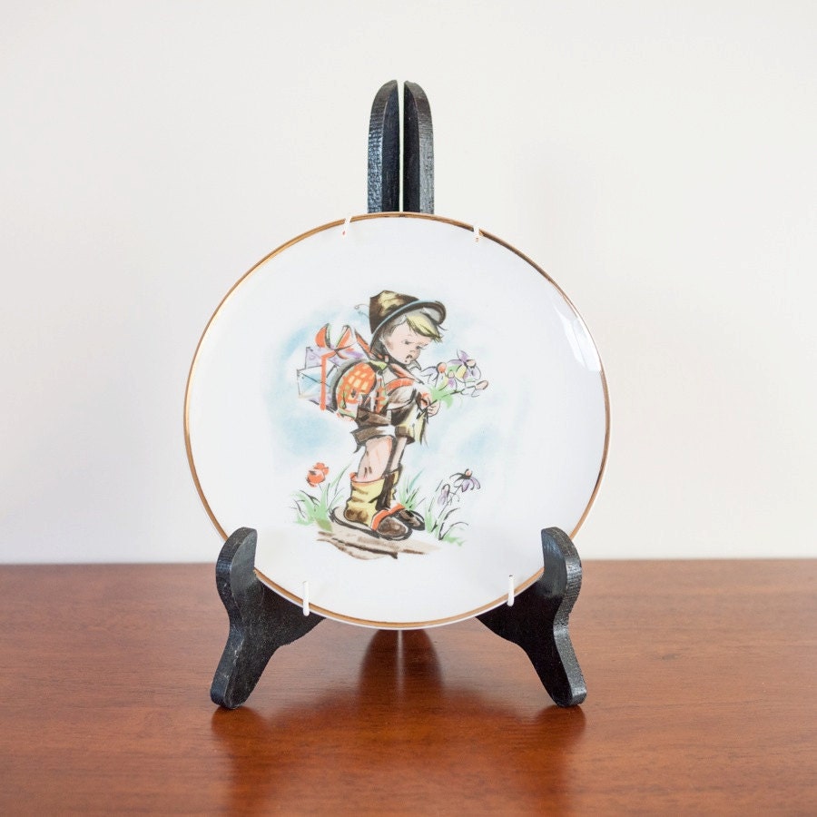 Vintage Nevco Collector Plate Wall Hanging Little Boy Flowers