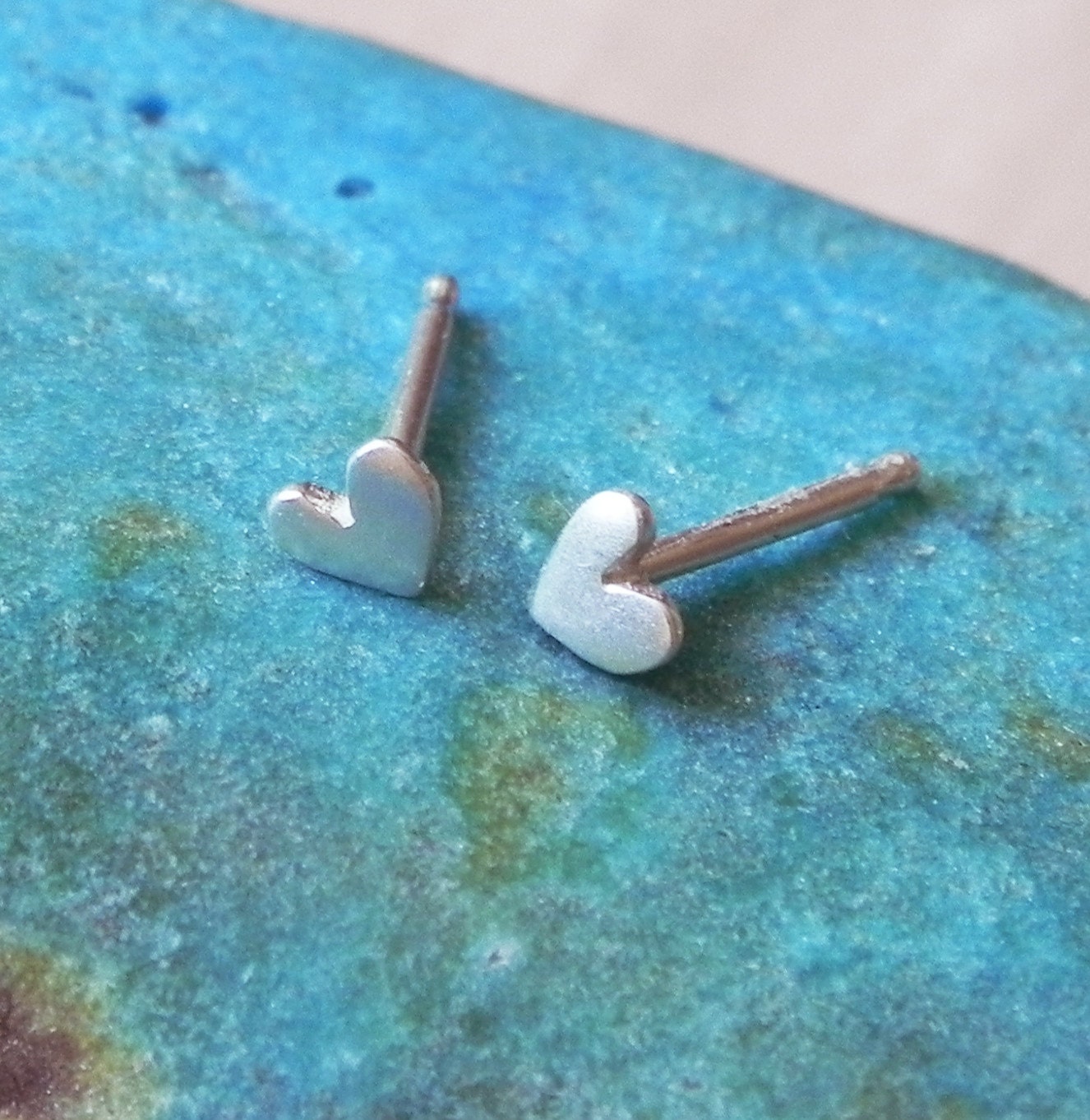 So tiny heart stud earrings in sterling silver - nose studs - valentine jewelry