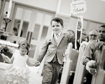 Here Comes the Bride Wedding Ceremony Sign for your Ring Bearer or Flower Girl Lets your Guests Know the Bride is on her Way