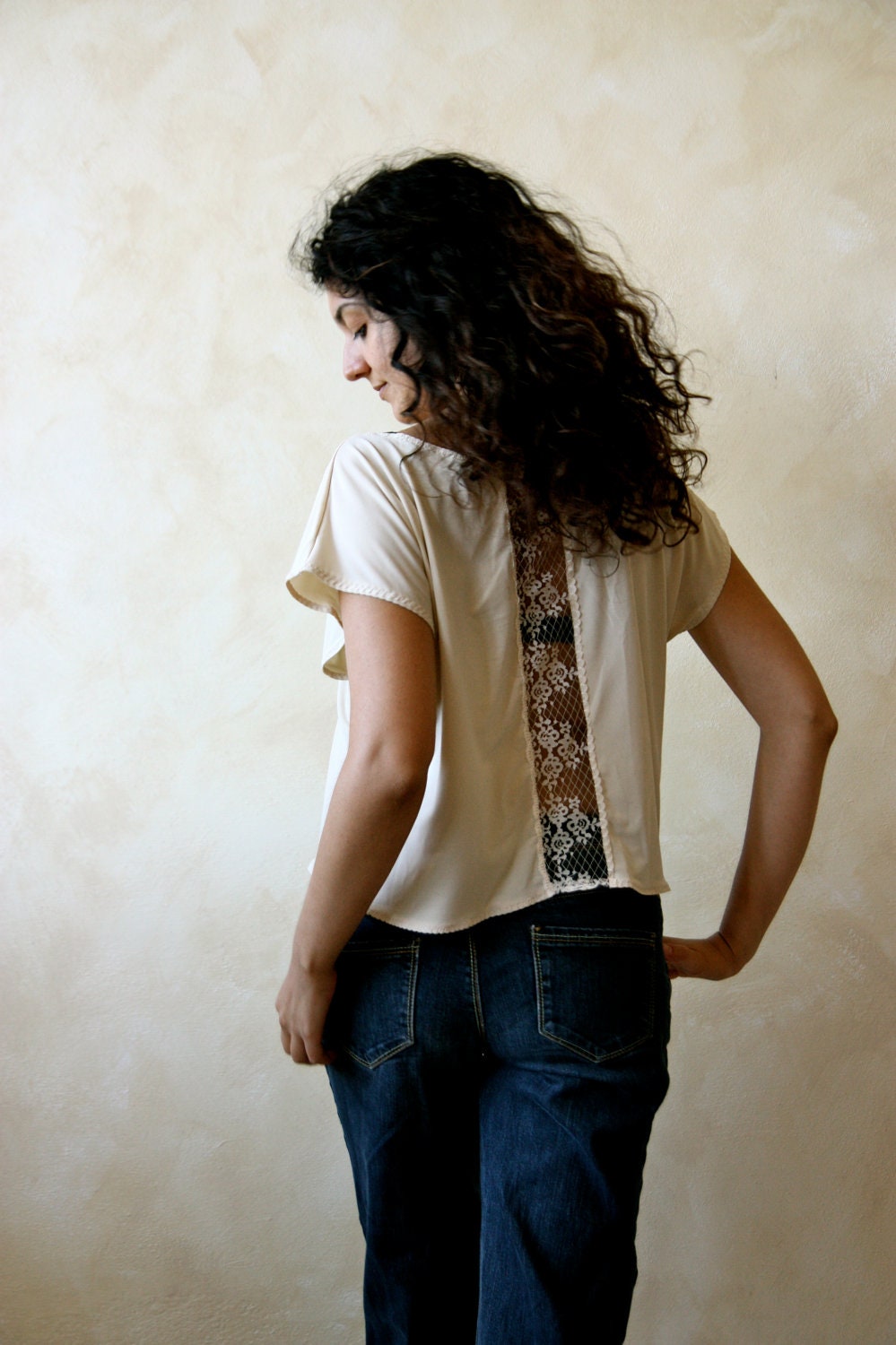 women's cropped top - cream jersey and lace t shirt