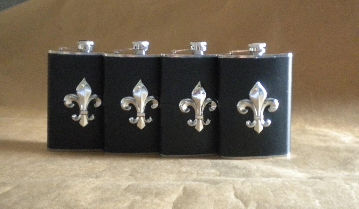 Groomsmen's Gifts Set of 4 Silver Fleur de Lis on Black Leather Stainless Steel 8 ounce Flask KR2D 5957