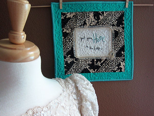 Hope in the Lord Embroidered Inspirational Mini Art Quilt - Messages - FREE shipping
