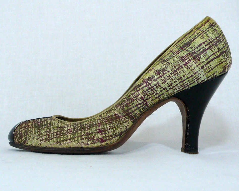 1940s Canvas & Patent Heels - Olive and Wine Crosshatch Pattern - 6N
