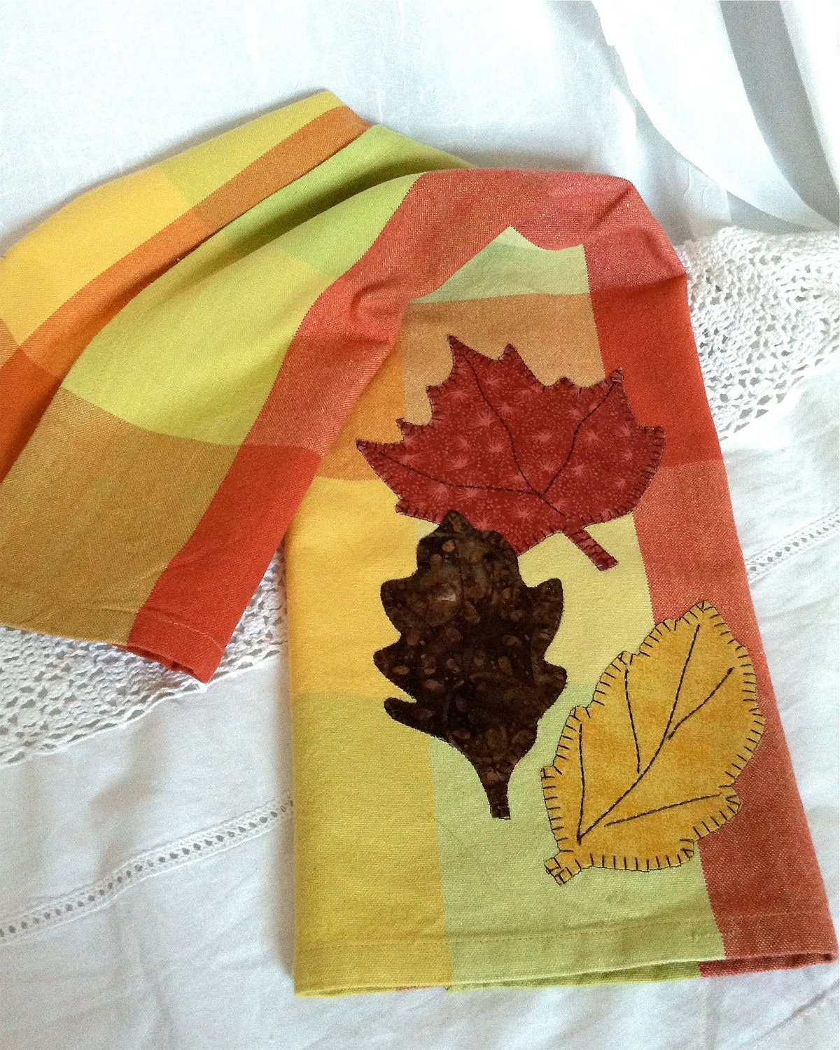 dish towel fall leaves applique