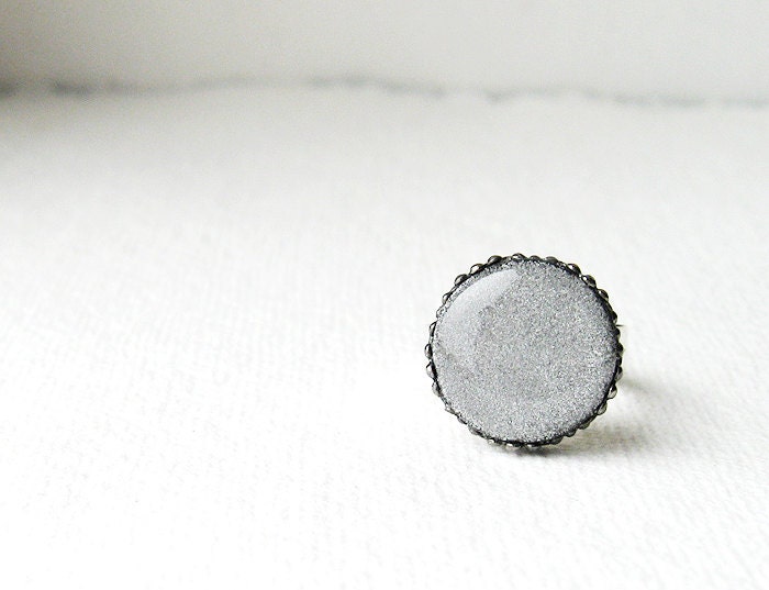 FREE WORLDWIDE SHIPPING - Silver Gray - Metallic Shimmer - Ring