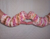 Chrysanthemum Superwash Merino Wool Handknit Fingerless Gloves