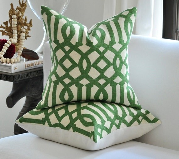ANNIVERSARY SALE - 20"sq. Imperial Trellis pillow cover in Treillage
