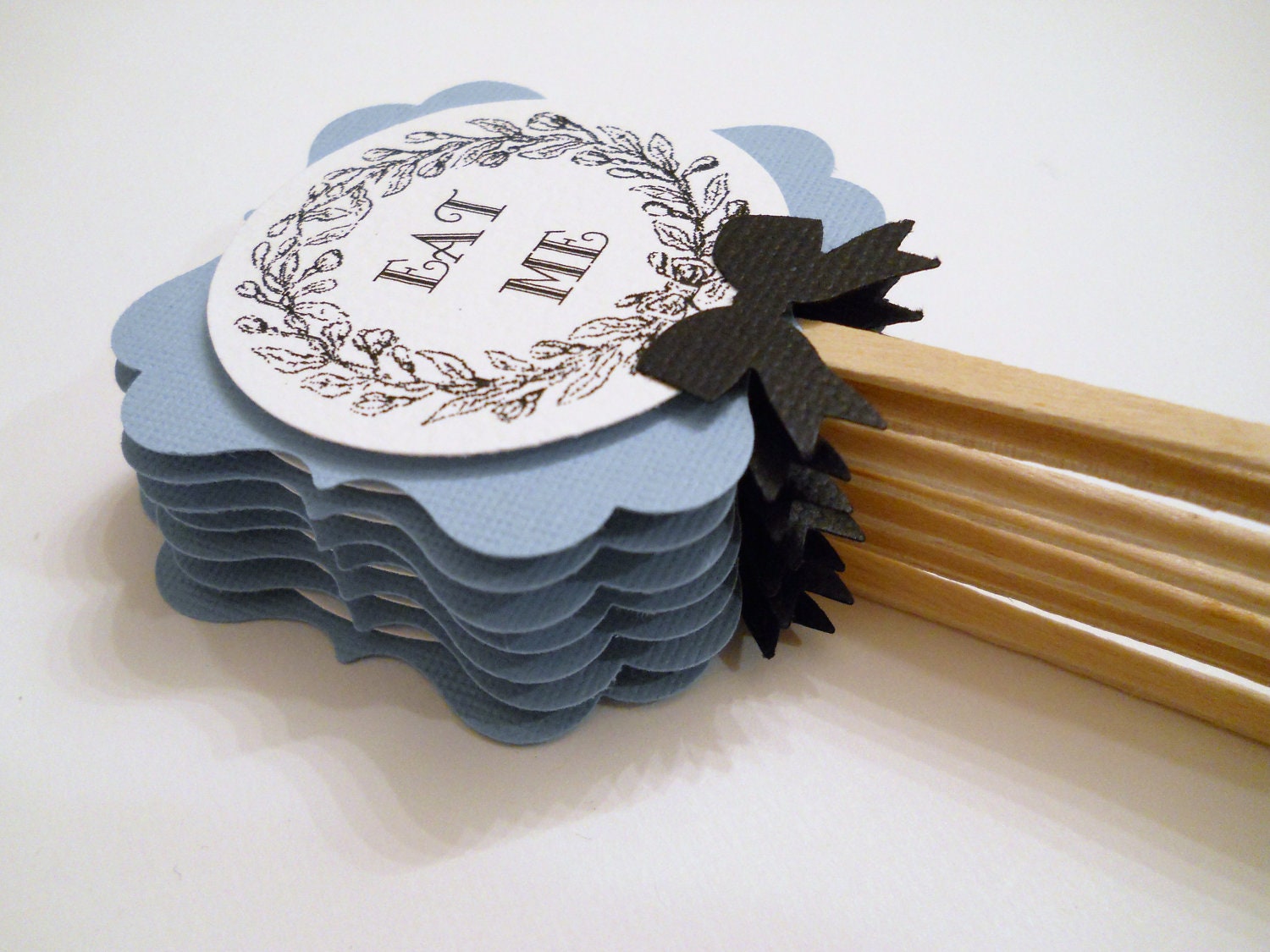 Alice inspired cupcake topper - Eat Me - Cupcake pick - QTY 10
