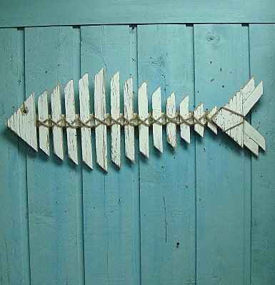Fish Skeleton Sign Weathered White Wall Art Beach House Coastal Sign Sculpture