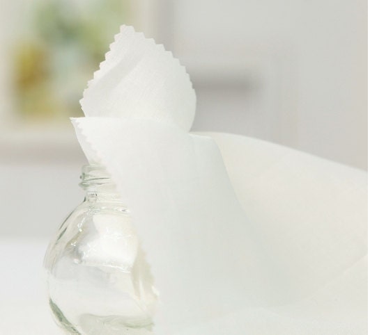 wide linen 1yard (54 x 36 inches) 37843 ivory