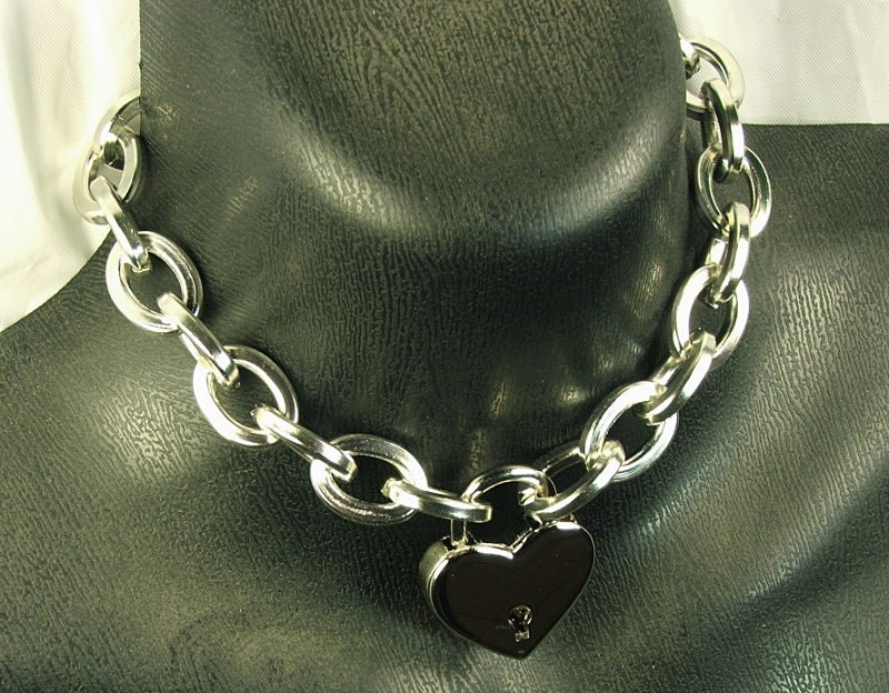 BDSM Locked Chain Collar Silver Tone Heart Lock Choker Womens Necklace Bdsm jewelry locking collar