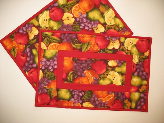 Fruit Place Mats(set of 4) Quilted Rich Beautiful Color