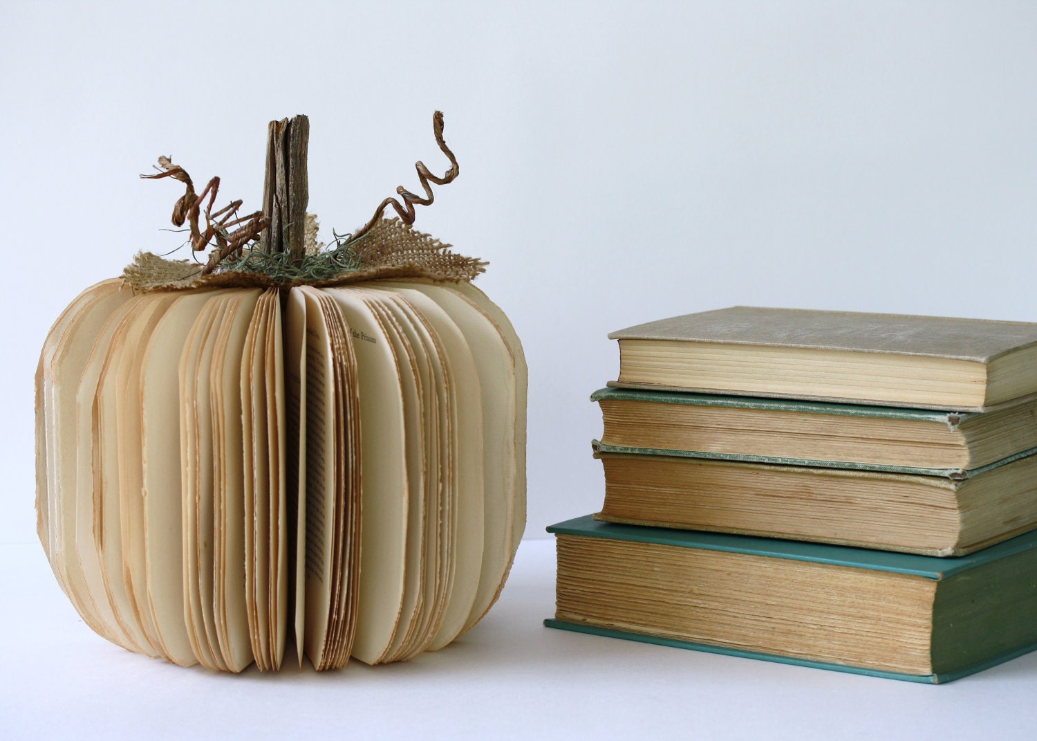 Set of 3 vintage book PUMPKINS/ /// Small Medium and Large HALLOWEEN