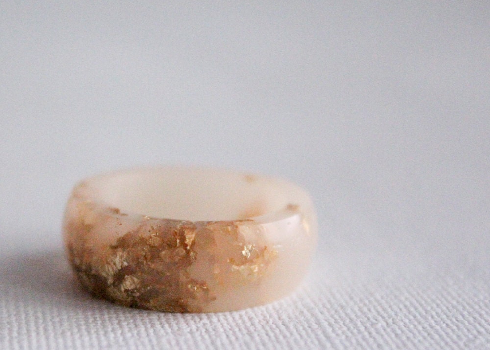 rose gold size 8 round resin eco resin ring