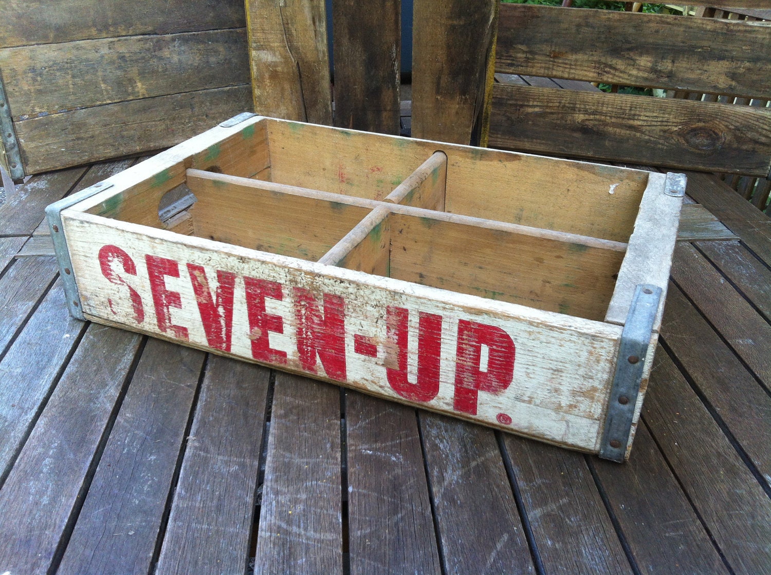 Vintage White 7UP Soda Crate (Type)