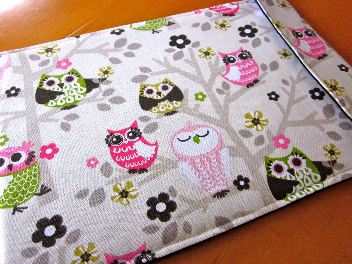 Laptop Sleeve / Padded fabric computer bag / Your Choice Home Decor Fabric / MacBook / Windows HP / Made to Order Julieandco custom work