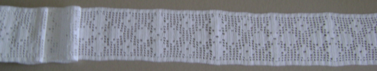 Vintage Trim Swedish Made Hand Crochet white heart design 4" by 54"