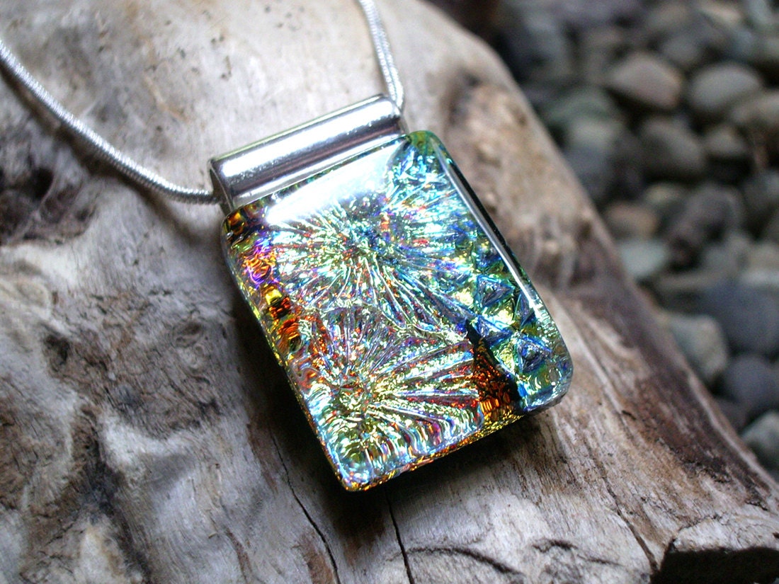 Dichroic Fused Glass in Multi Colored Fireworks of Rust and Greens.............................................121