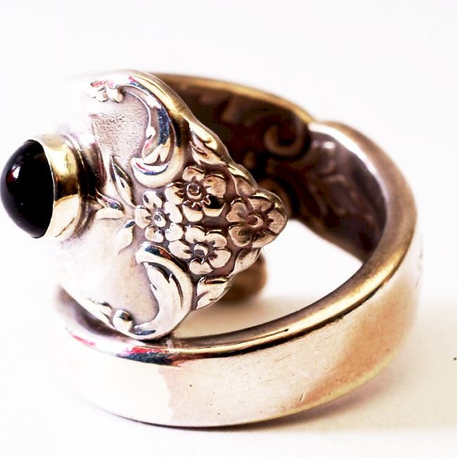 Vintage Buttercup Floral Sterling Silver Spoon Ring, Black Onyx Gemstone, Handmade in Your Size (2954)
