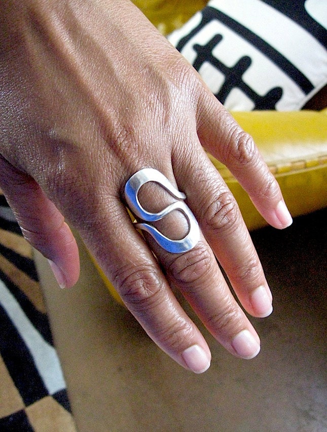 Iman Ring - solid 925 Sterling Silver Ring - Sizes 6 or 7 - Contemporary Jewelry Art