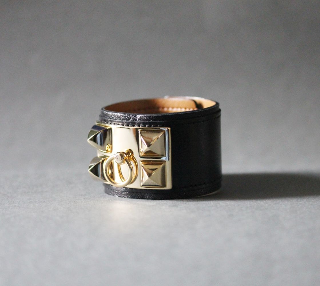 Big Square Ornament Leather Bracelet(Black Leather with Gold Metal) - dasanda