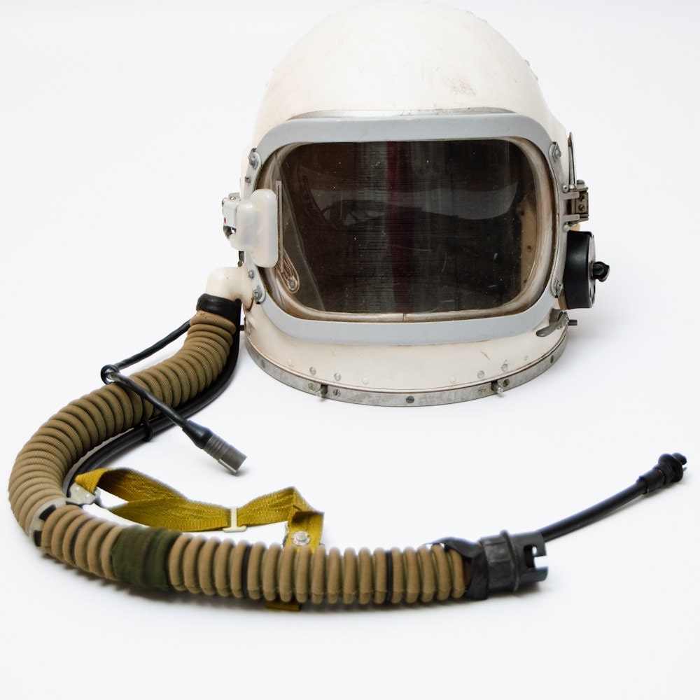 Soviet Russian MiG Pilot Flight Pressure Helmet - RARE collectible