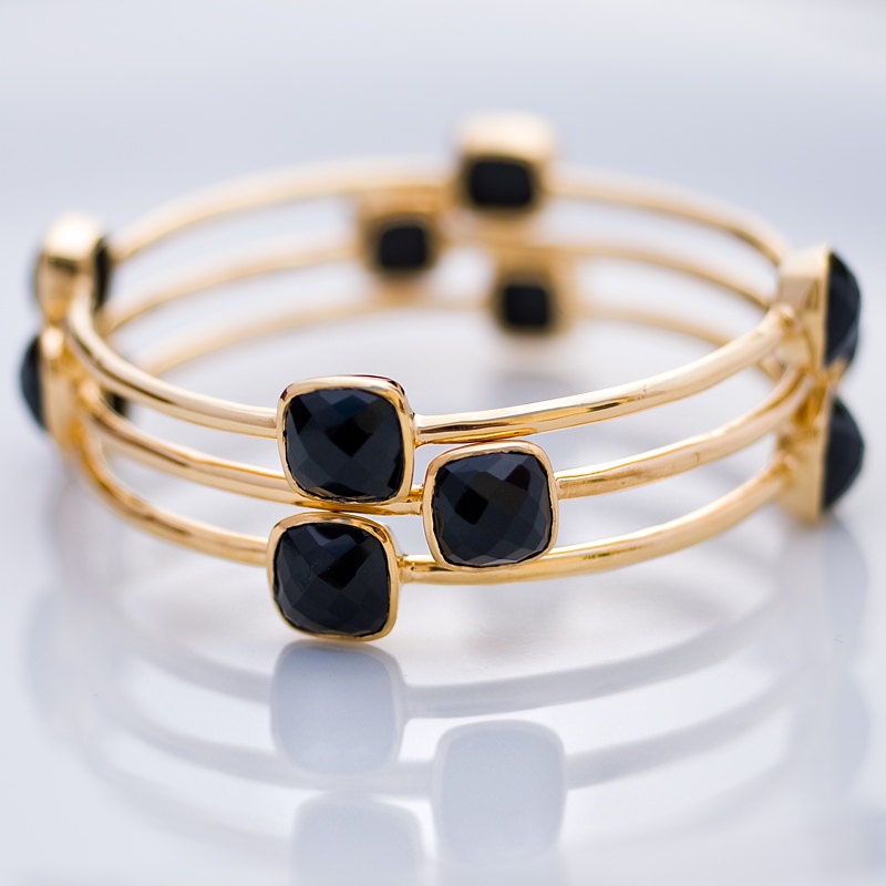 Holiday Sale - Bangle - Black Onyx Bracelet - Gemstone Bangles - Bezel Set Bangles - Gold Bracelets - FREE SHIPPING