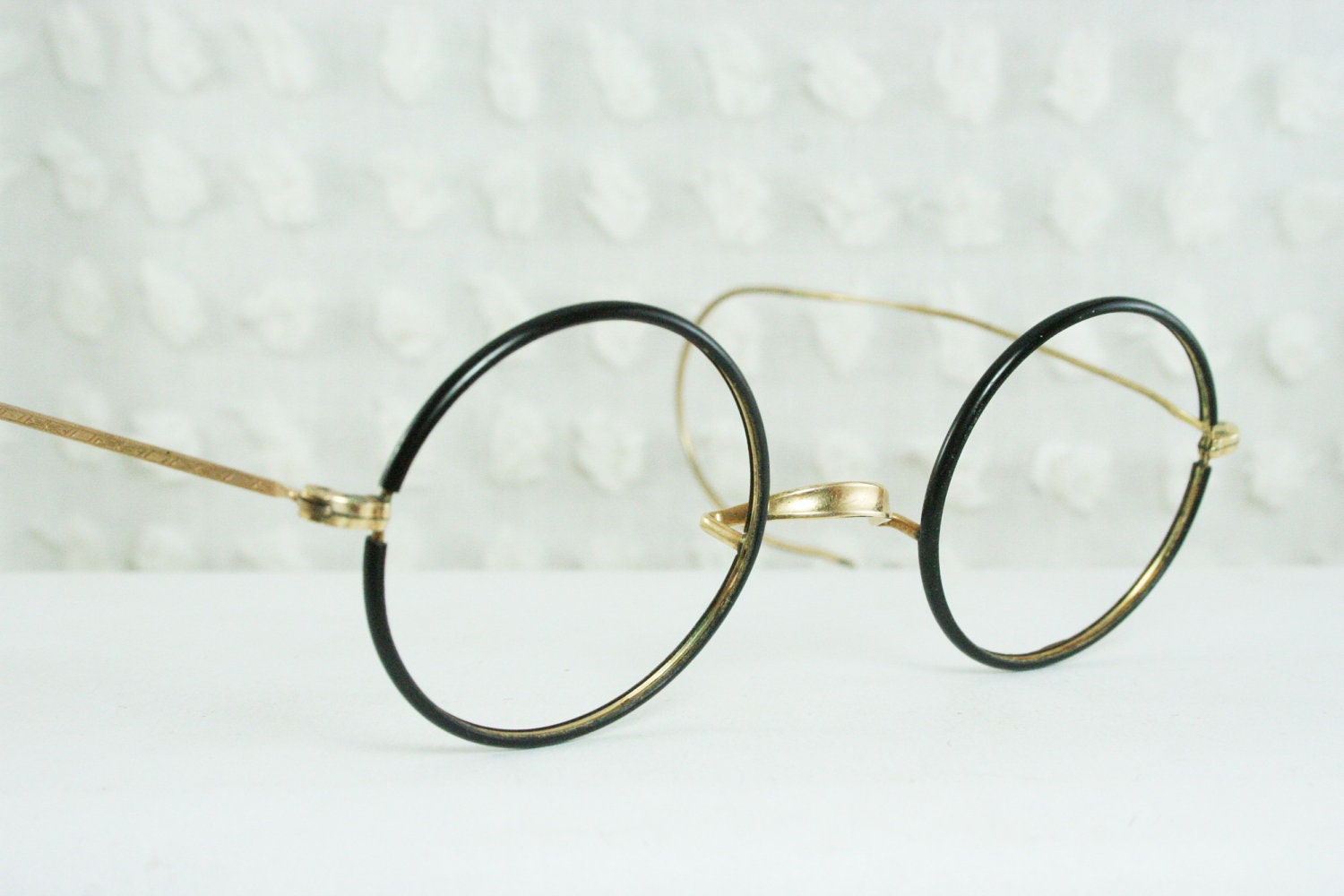 Black Wire Glasses